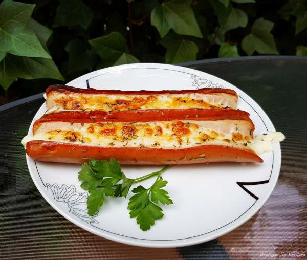 Кренвирши с кашкавал