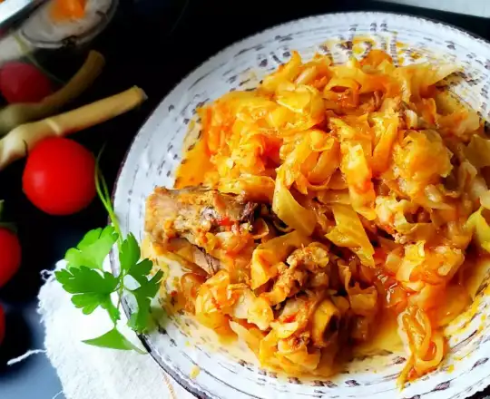 Свинско с прясно зеле